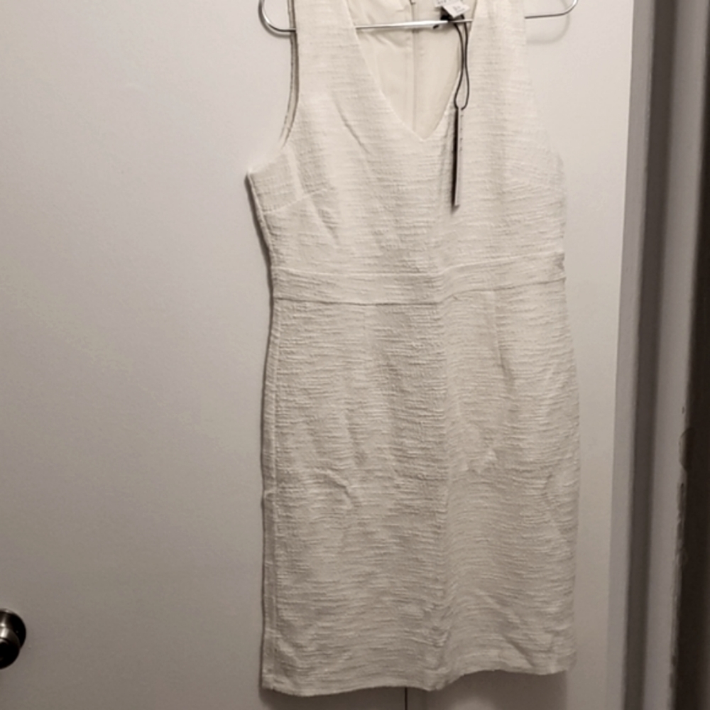 New Nicole Miller Beige V-neck Dress